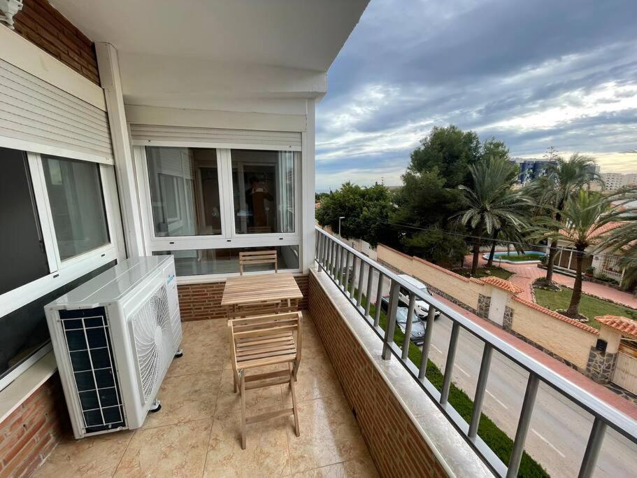 Nice Apartment Near The Sea Torrevieja Bagian luar foto