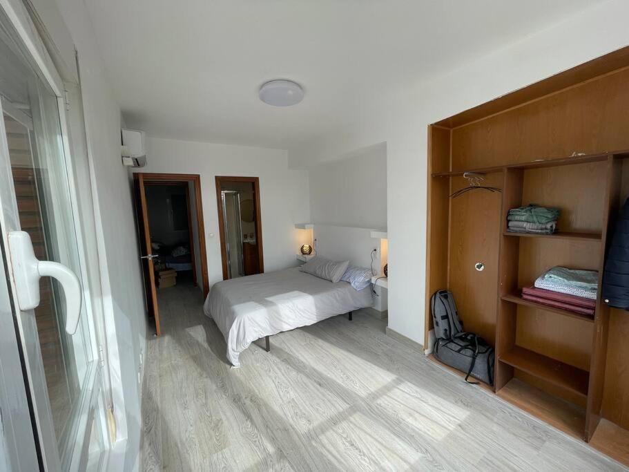 Nice Apartment Near The Sea Torrevieja Bagian luar foto