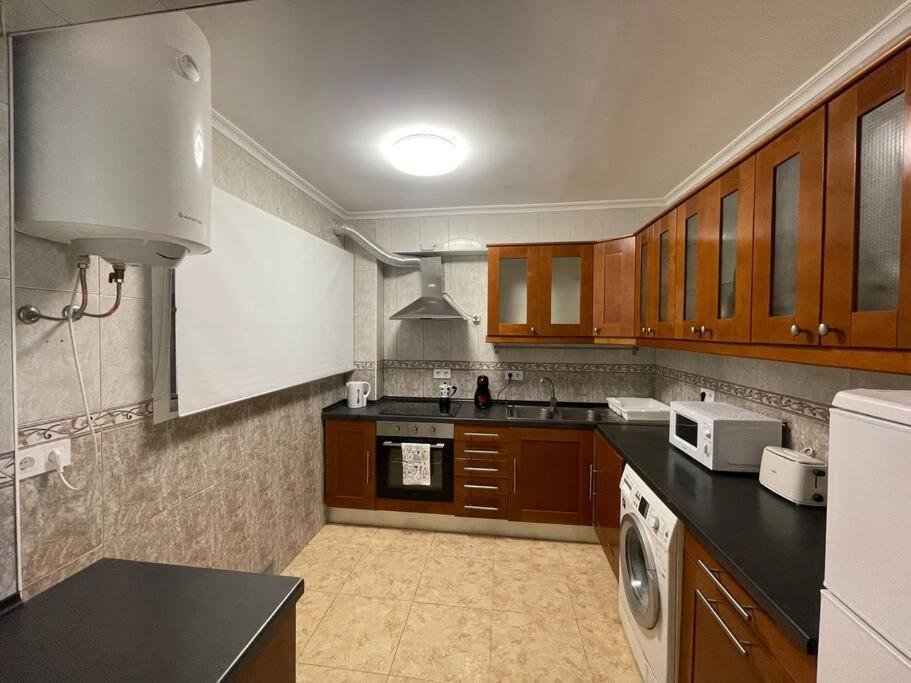 Nice Apartment Near The Sea Torrevieja Bagian luar foto
