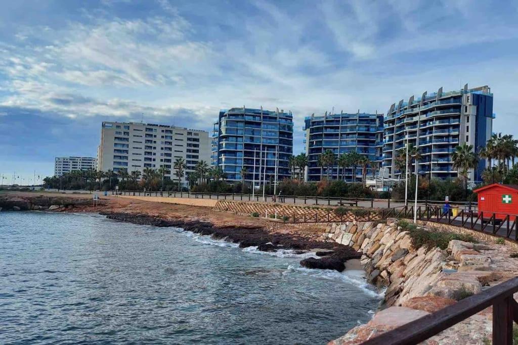 Nice Apartment Near The Sea Torrevieja Bagian luar foto