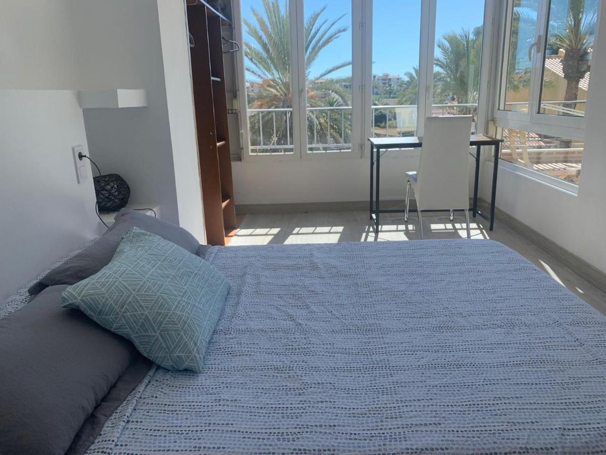 Nice Apartment Near The Sea Torrevieja Bagian luar foto